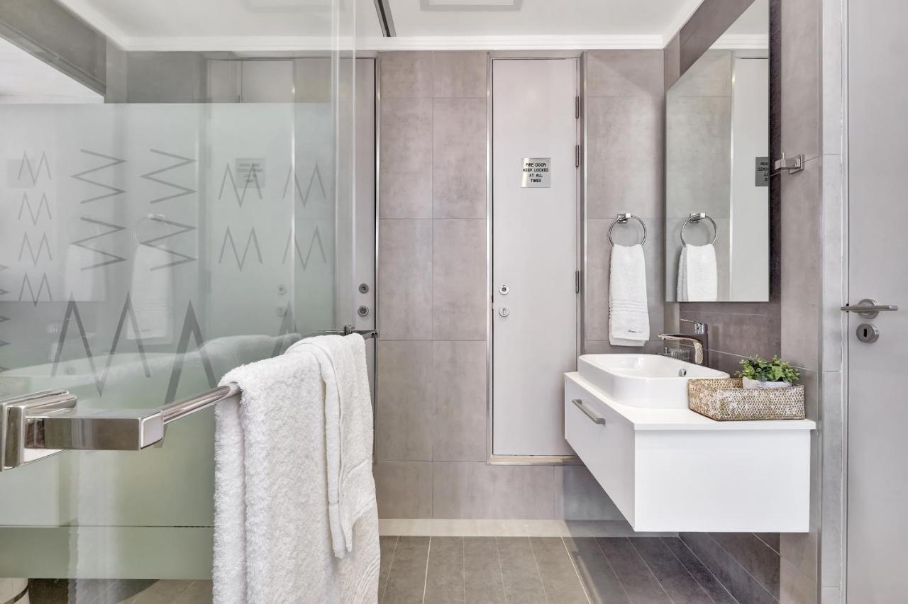 Sandton Apartment 15 West Road South ヨハネスブルグ エクステリア 写真