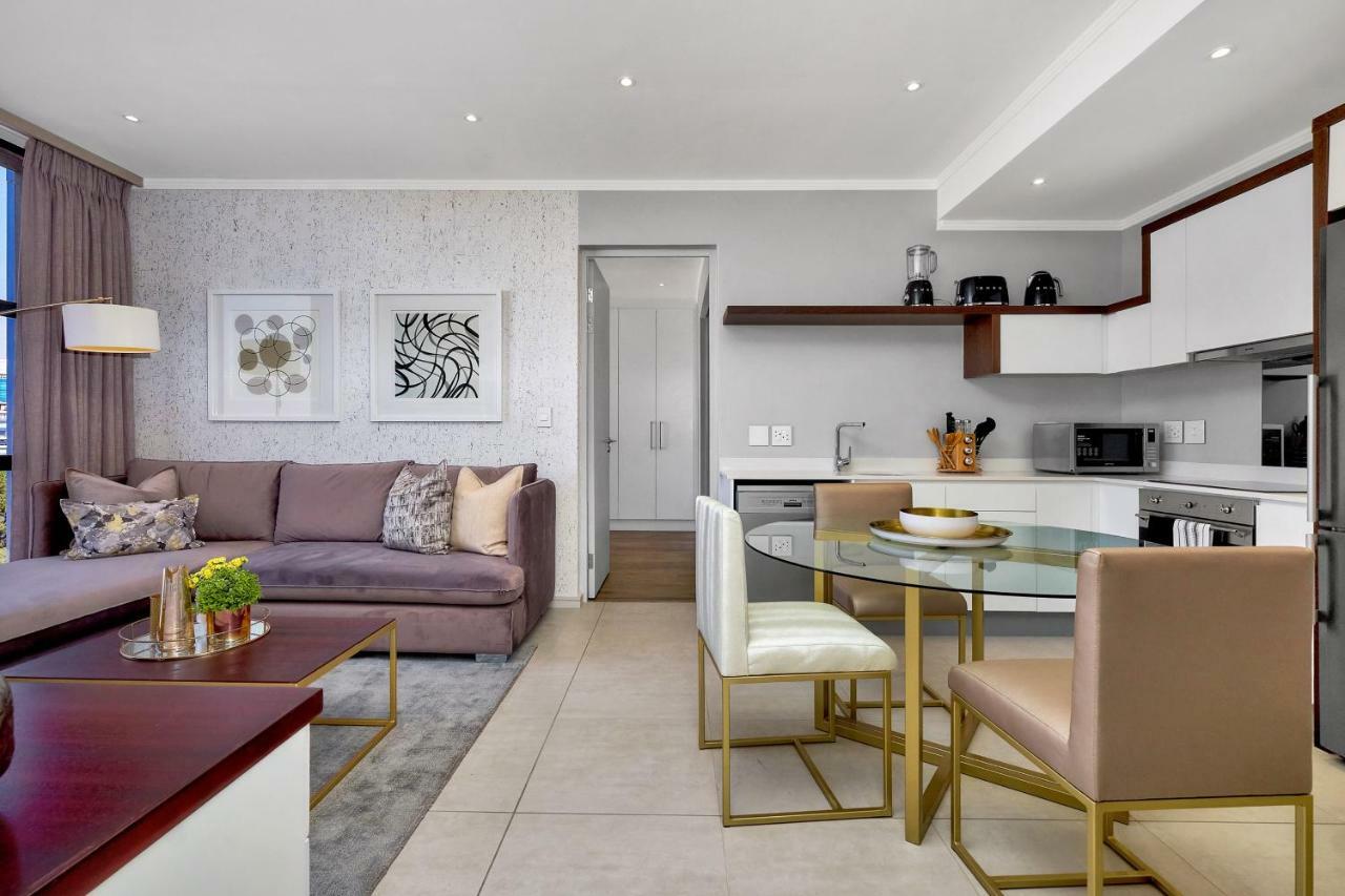 Sandton Apartment 15 West Road South ヨハネスブルグ エクステリア 写真